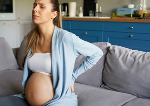 hamilelikte bel ağrısı neden olur